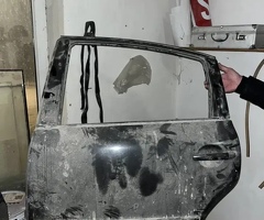 Ban-Kuza hissələr, Wolswagen qapısı