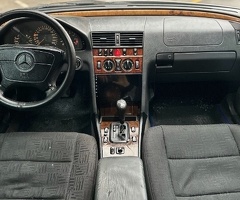 Mercedes C Class  C 240, 1999, 195410 km