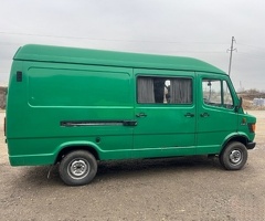 1993, 662100 km