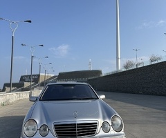 Mercedes E Class  E 220, 2000, 270000 km