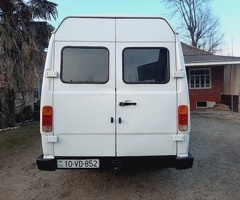 1993, 500000 km