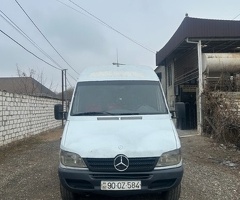 2003, 412705 km