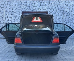 Mercedes E Class  E 230, 1996, 220000 km