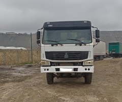 Sinotruk , 2012, 400000 km