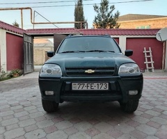 Chevrolet  Niva, 2004, 250000 km