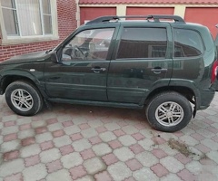 Chevrolet  Niva, 2004, 250000 km