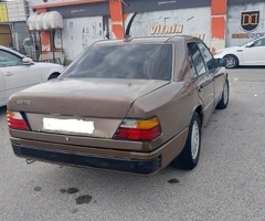 Mercedes E Class  E 200, 1992, 2.0L, 350000 km, Mexanika