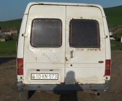 1994, 2.5L, 240000 km, Mexanika