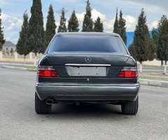 Mercedes E Class  E 220, 1994, 2.2L, 526000 km, Avtomat
