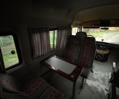1985, 2.5L, 300000 km, Mexanika