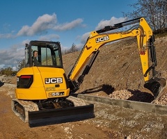 JCB, Ekskavator, 2023