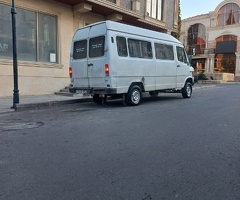 1990, 2.5L, 98765 km, Mexanika