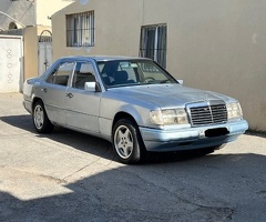Mercedes E Class  E 200, 1992, 2.0L, 330000 km, Mexanika