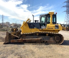 Komatsu, Buldozer, 2007, 11000 km
