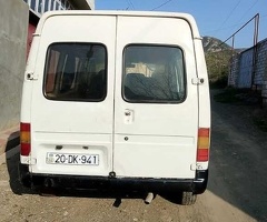 1990, 2.5L, 322000 km, Mexanika
