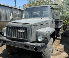 3308 , 2003, 4.2L, 45000 km, Mexanika