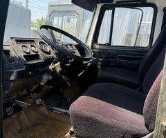3308 , 2003, 4.2L, 45000 km, Mexanika