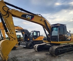 Cat, Ekskavator, 2022, 800 km