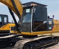 Cat, Ekskavator, 2022, 800 km