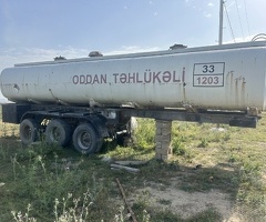 1990