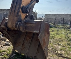 Hyundai, Ekskavator, 2018, 8000 km