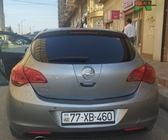 Opel  Astra, 2011, 1.4L, 150000 km, Avtomat