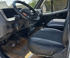 330200  , 1998, 2.4L, 279000 km, Mexanika
