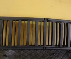 Ban-Kuza hissələr  LADA (VAZ), "Lada VAZ 2106" radiator barmaqlığı