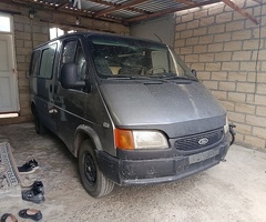 1991, 2.5L, 197050 km, Mexanika