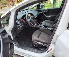 Opel  Astra, 2014, 1.6L, 150000 km, Mexanika