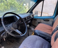 1996, 2.5L, 250000 km, Mexanika