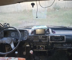 1999, 2.3L, 250000 km, Mexanika