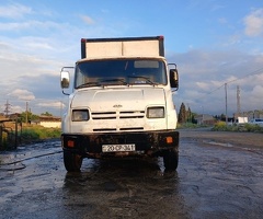 5301 , 1999, 4.8L, 200000 km, Mexanika