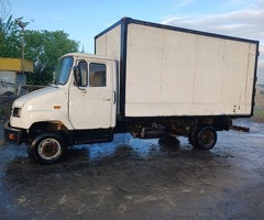 5301 , 1999, 4.8L, 200000 km, Mexanika