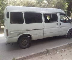 1995, 2.5L, 250000 km, Mexanika