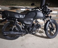 Motosiklet, 2015, 0.10L, 15000 km