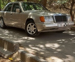 Mercedes E Class  E 250, 1992, 2.5L, 385000 km, Avtomat