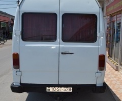 1991, 2.5L, 360000 km, Mexanika