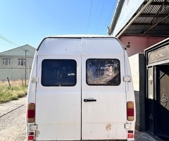 1992, 2.5L, 855226 km, Mexanika