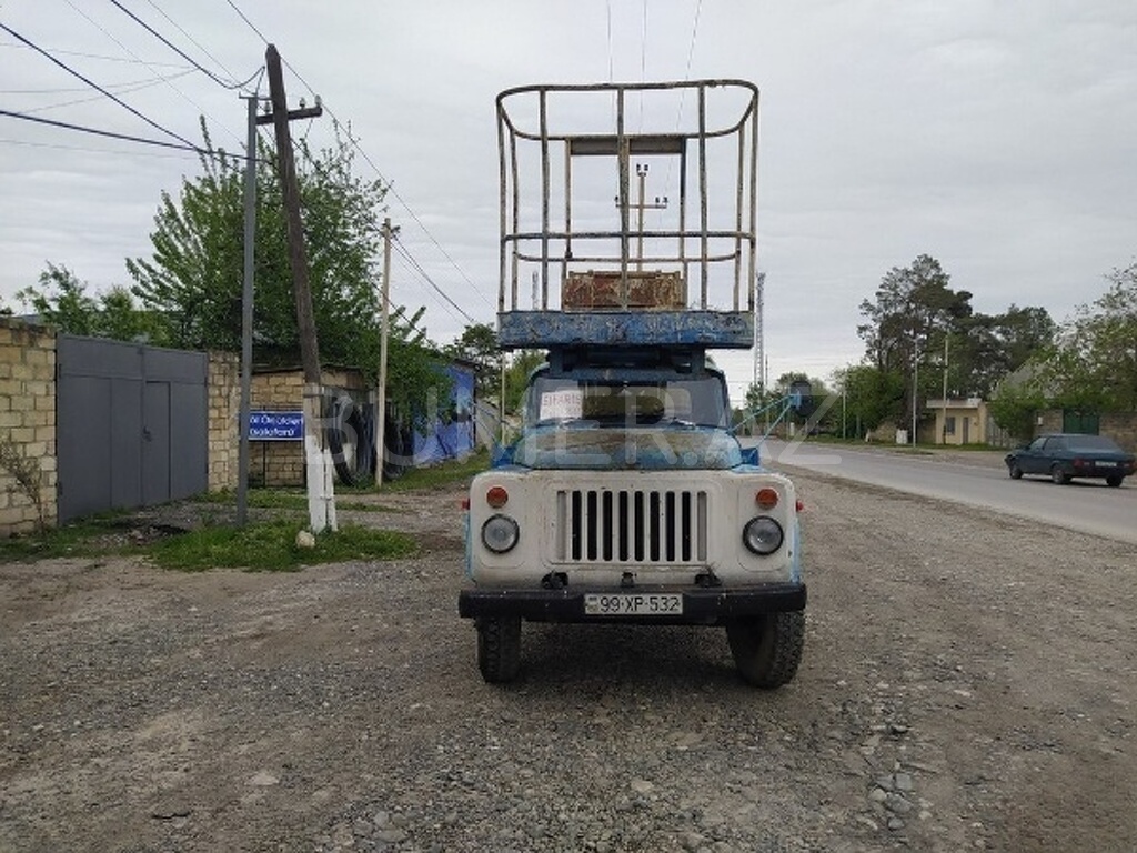 53, 1989, 2.7L, 265000 km, Mexanika