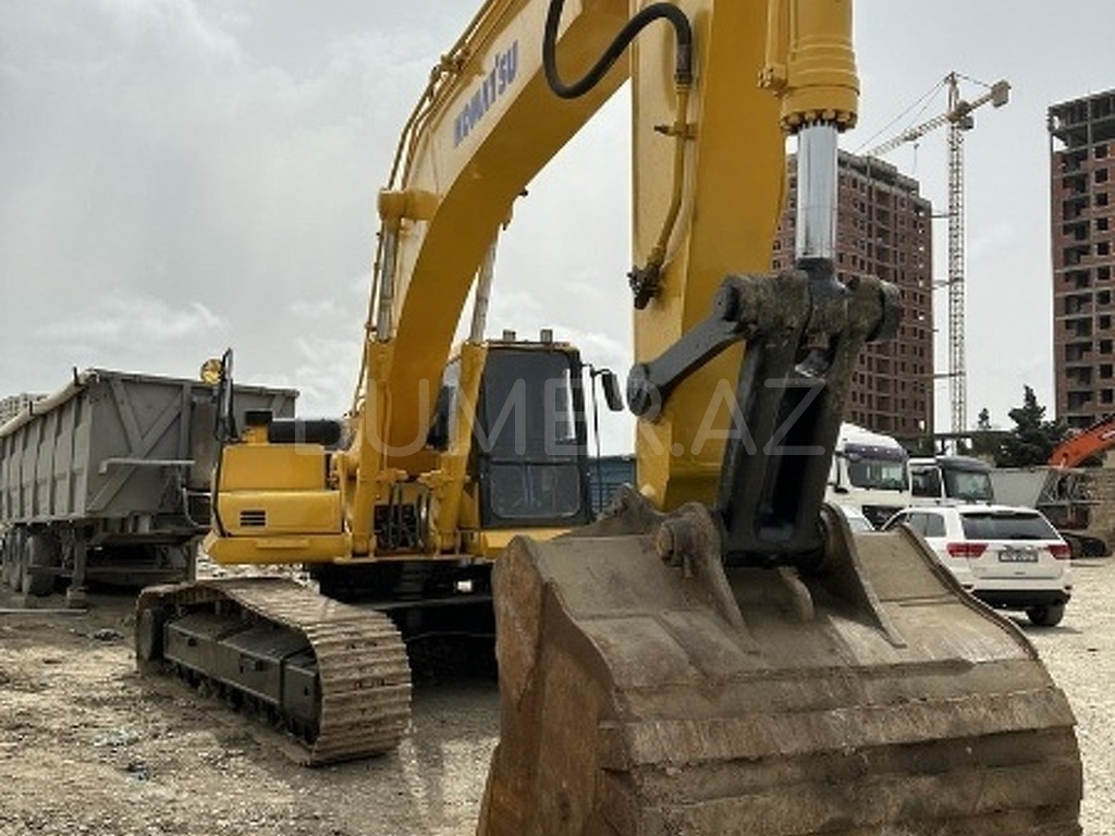 Komatsu, Ekskavator, 2006, 15000 km