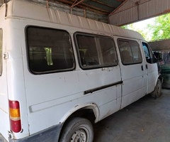 1994, 2.5L, 450000 km, Mexanika