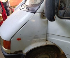 1994, 2.5L, 450000 km, Mexanika