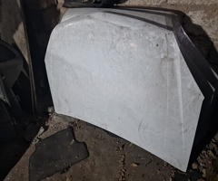 Ban-Kuza hissələr  Opel, "Opel Astra H" kapotu