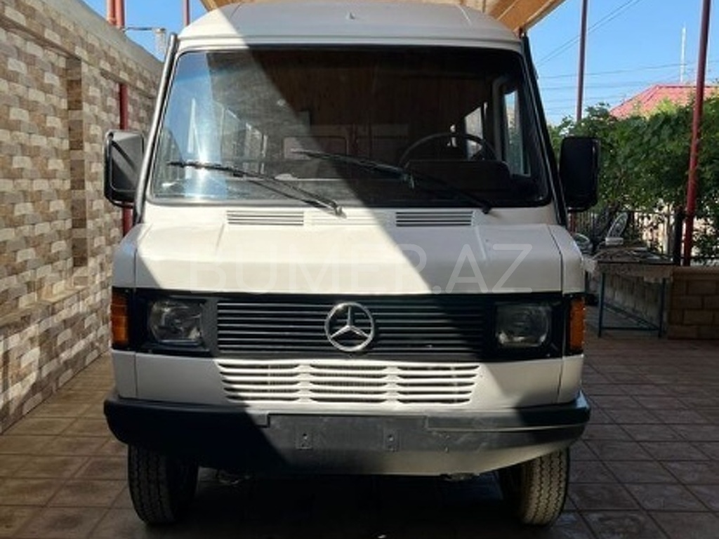 1992, 2.3L, 300000 km, Mexanika