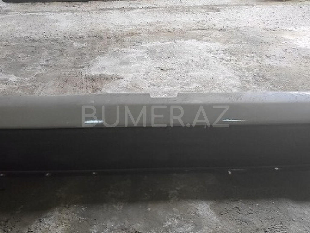 Ban-Kuza hissələr  Mercedes, "Mercedes W124" arxa buferi