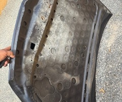 Ban-Kuza hissələr  Opel, "Opel Astra H" kapotu