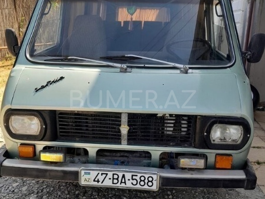 1985, 2.4L, 400000 km, Mexanika