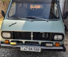 1985, 2.4L, 400000 km, Mexanika