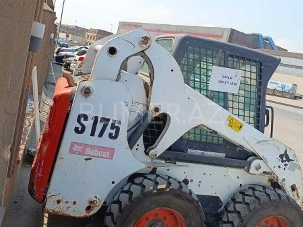 Bobcat, Yükləyicilər, 2014, 1000 km